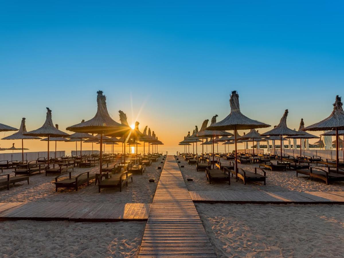 New Belvedere Mangalia Exteriör bild